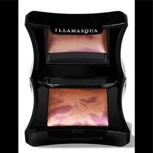 I llamas que Beyond Powder Highlighter — color Risqué